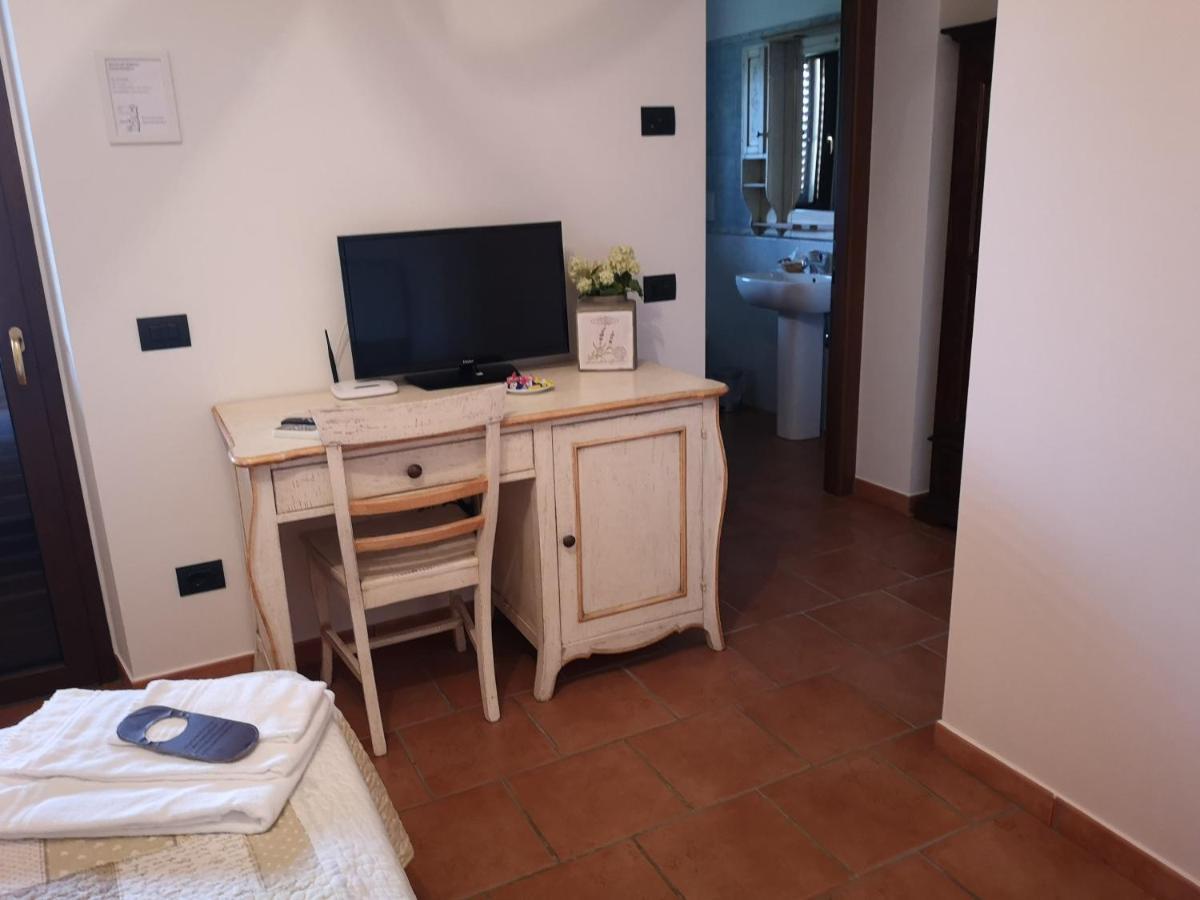 B&B Podere Montese Віллафранка-ін-Луніджана Екстер'єр фото