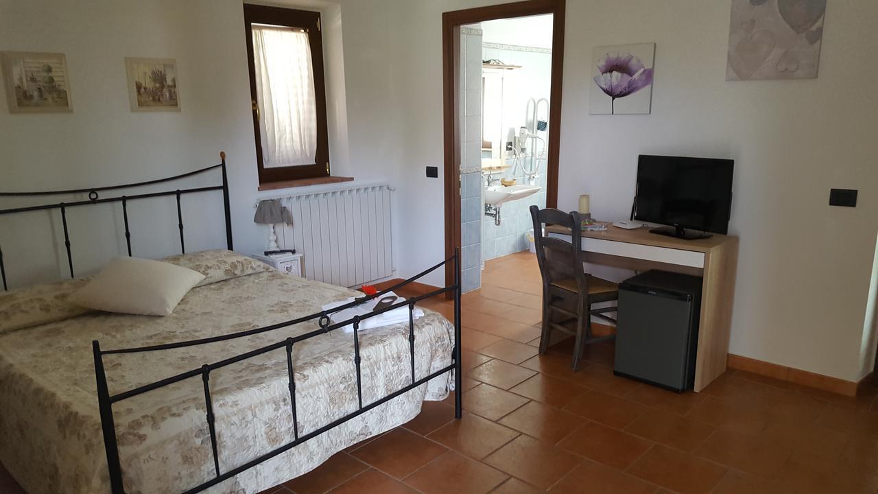 B&B Podere Montese Віллафранка-ін-Луніджана Екстер'єр фото